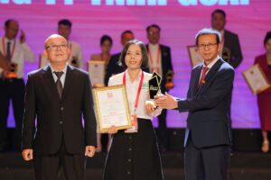 Giám đốc Tạ Thị Kim Huệ đại diện Công ty TNHH GCAP VN tại buổi lễ